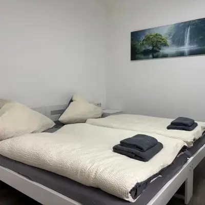 Appartement am Pfühlpark Parkplatz Küche Wlan Balkon