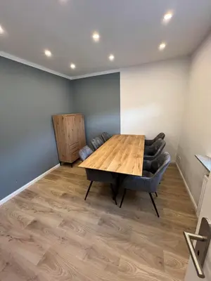 Ein Sitzbereich in der Unterkunft Ferienhaus mit Trifelsblick