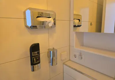 Ein Badezimmer in der Unterkunft Homely second Floor Apt-Balkon und Parken-APOLONIAliving