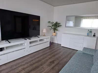 TV/Unterhaltungsangebot in der Unterkunft First floor Apartment Mainhausen