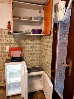 Küche/Küchenzeile in der Unterkunft Ganze Wohnung in Karlsruhe, 2 Schlafzimmer, 3 Betten, Küche, Bad, Altbau, Stadtmitte