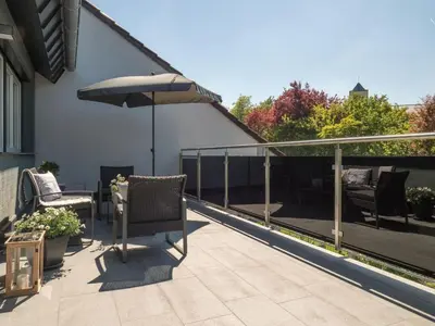 Ein Balkon oder eine Terrasse in der Unterkunft Apartment Wohnung in Lerchenberg mit Großer Terrasse by Interhome