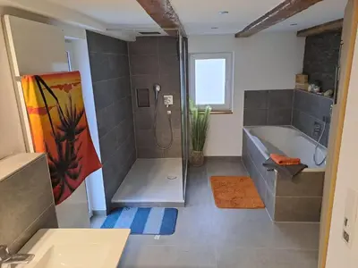 Ein Badezimmer in der Unterkunft Apartment Schmuckstück by Interhome