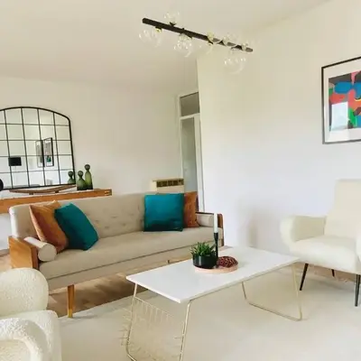 Top location • Family-friendly • Parking • Netflix
