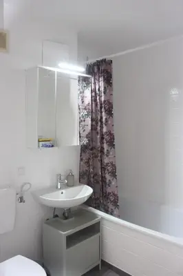 Ein Badezimmer in der Unterkunft Wunderschöne 3-Zimmer Hilton Appartment Style - Ideal For Business and Family Trips - Near Frankfurt & Darmstadt