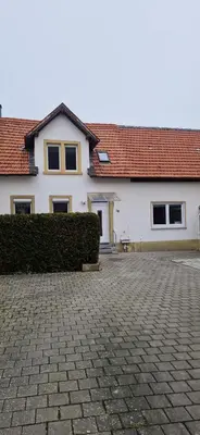 Das Gebäude in dem sich die Pension befindet