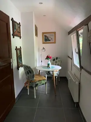 Ein Sitzbereich in der Unterkunft Apartment Schnuckeliges Studio