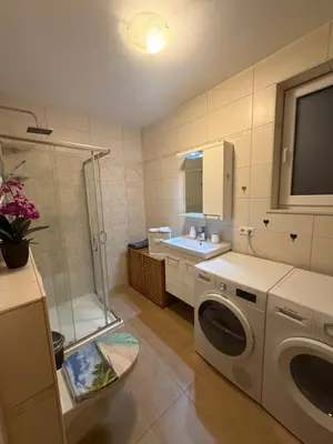 Ein Badezimmer in der Unterkunft Ferienwohnung