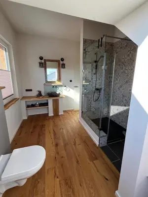 Ein Badezimmer in der Unterkunft Bullau-bü - Appartment im Grünen