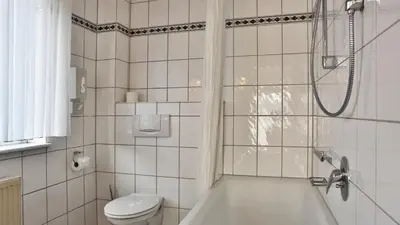 Ein Badezimmer in der Unterkunft Hotel zum Hirsch