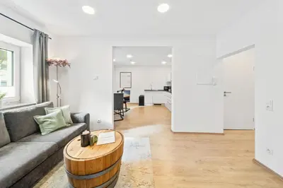 Ein Sitzbereich in der Unterkunft Fassboden - VINoKAT Living