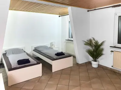 Grundriss der Unterkunft bookandstay24 Groß-Zimmern 2 Zimmerwohnung mit Küche und Terrasse bei Darmstadt, Frankfurt, RheinMain Gebiet