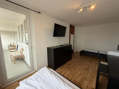 TV/Unterhaltungsangebot in der Unterkunft 3-Zimmer Wohnung mit Balkon am Betze