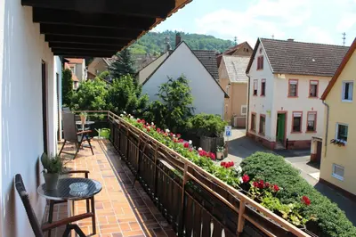 Ein Balkon oder eine Terrasse in der Unterkunft Gasthof und Pension zum Löwen