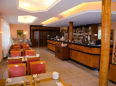 Lounge oder Bar in der Unterkunft Kraichgauhotel