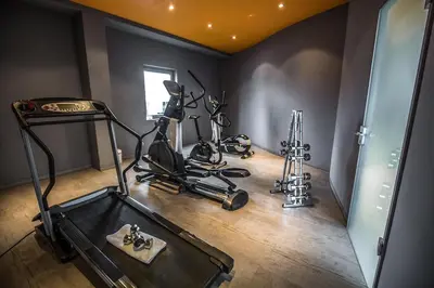Das Fitnesscenter und/oder die Fitnesseinrichtungen in der Unterkunft Hotel Sinsheim