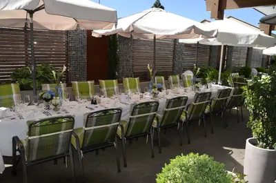 Ein Restaurant oder anderes Speiselokal in der Unterkunft Hotel Spessartstuben