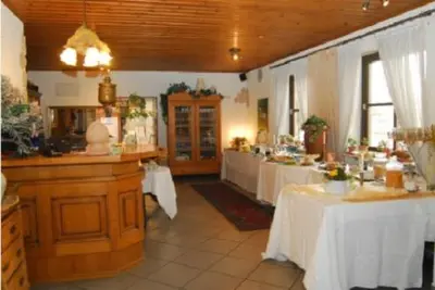 Getränke in der Unterkunft Hotel Linde