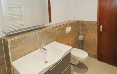 Ein Badezimmer in der Unterkunft Stunning Apartment In Hinterweidenthal