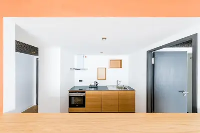 Küche/Küchenzeile in der Unterkunft mk | hotel rüsselsheim