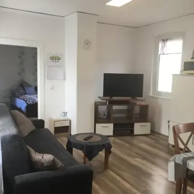 Sam Apartments