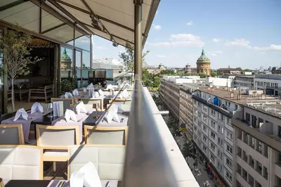 Ein Restaurant oder anderes Speiselokal in der Unterkunft Radisson Blu Hotel, Mannheim