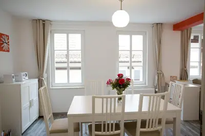 Ein Sitzbereich in der Unterkunft Haus am Markt, Neustadt an der Weinstraße