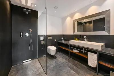 Ein Badezimmer in der Unterkunft Höll am Main