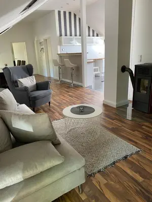 Ein Sitzbereich in der Unterkunft Ferienwohnung Schantz
