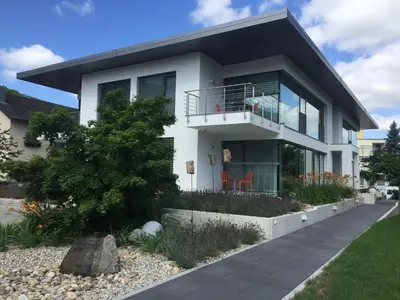 Das Gebäude in dem sich die Ferienwohnung befindet
