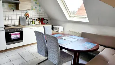Küche/Küchenzeile in der Unterkunft Monteurwohnung Ha-Wei -90 m2