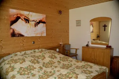 Ein Bett oder Betten in einem Zimmer der Unterkunft Haus Moser