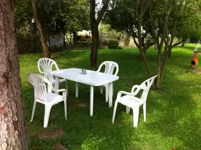 Ein Garten an der Unterkunft Ferienwohnungen Haus Sauer
