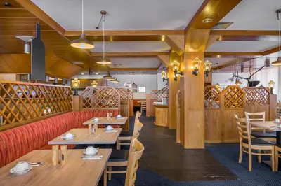 Ein Restaurant oder anderes Speiselokal in der Unterkunft Hotel Strohgäu