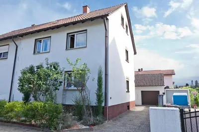 Der Swimmingpool an oder in der Nähe von Ferienwohnung Kurrer