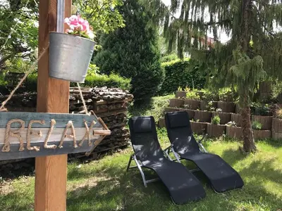 Ein Garten an der Unterkunft Ferienwohnung Wegst