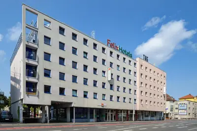 Das Gebäude in dem sich das Hotel befindet