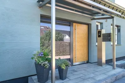 Das Gebäude in dem sich die Ferienwohnung befindet