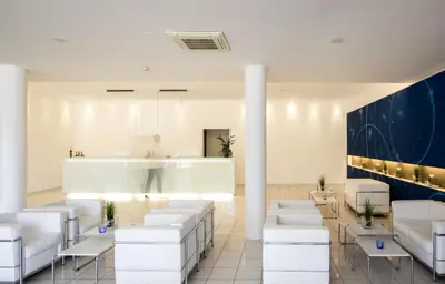 Ein Sitzbereich in der Unterkunft Hotel City Oase Lb