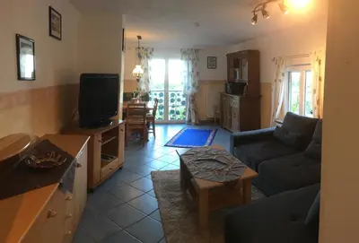TV/Unterhaltungsangebot in der Unterkunft Ferienwohnung Südpfalzblick