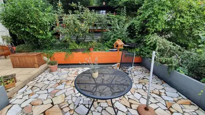 Ein Garten an der Unterkunft Gewölbestudio Hemsbach