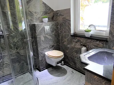 Ein Badezimmer in der Unterkunft Travelers Home