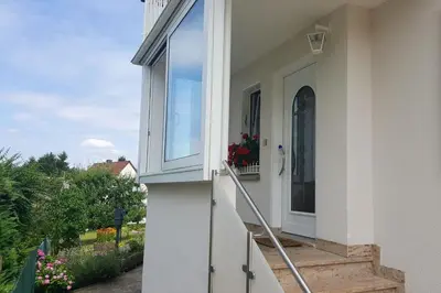 Ein Balkon oder eine Terrasse in der Unterkunft Gästehaus Fleck