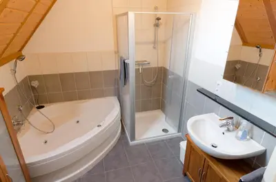 Ein Badezimmer in der Unterkunft Ferienwohnung Pforte 7