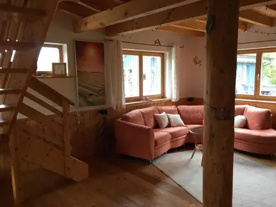Ein Sitzbereich in der Unterkunft Ferienhaus Momo