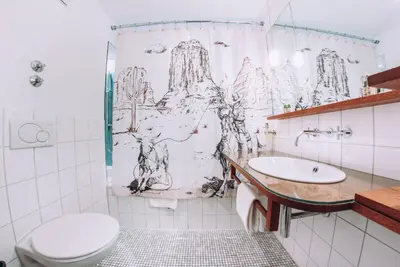 Ein Badezimmer in der Unterkunft Hotel Zum Ochsen