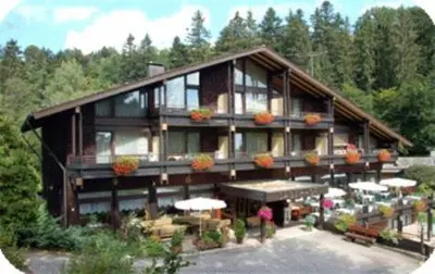 Das Gebäude in dem sich das Hotel befindet