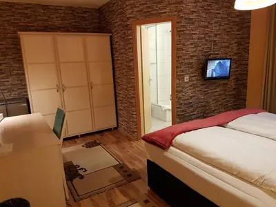 TV/Unterhaltungsangebot in der Unterkunft Legend Hotel