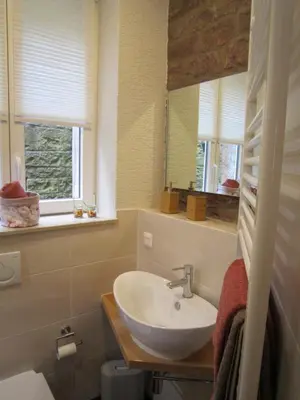 Ein Badezimmer in der Unterkunft Ferienwohnung Eichelgasse Wertheim