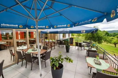 Ein Garten an der Unterkunft Hotel Landgasthof Oberschnorrhof